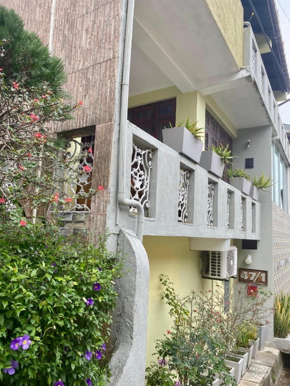 Grand Resort Kandy Luaran gambar