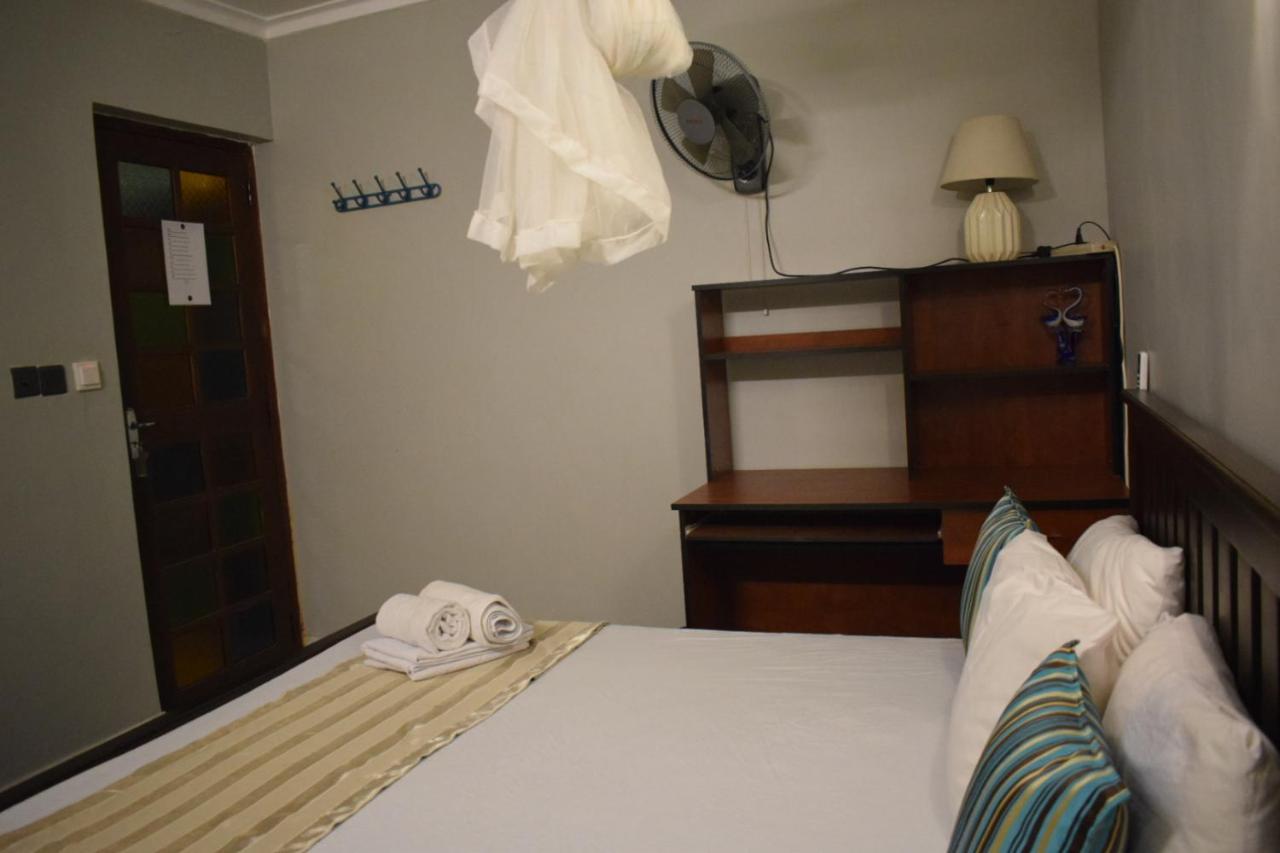 Grand Resort Kandy Luaran gambar