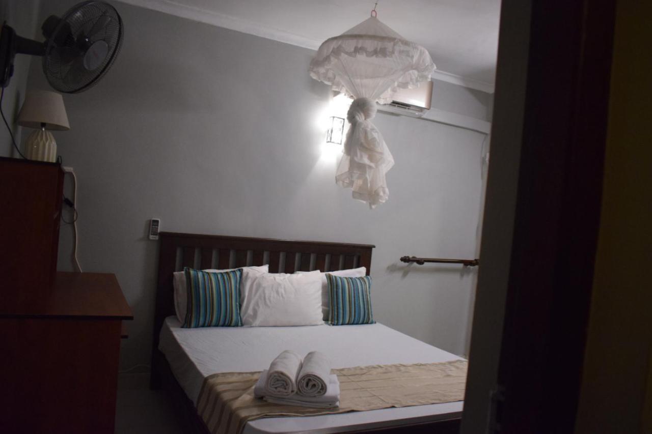 Grand Resort Kandy Luaran gambar
